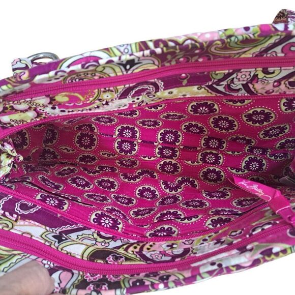 Vera Bradley Very Berry Paisley Women's Shoulder Bag Purse Quilted Pink - Picture 7 of 8